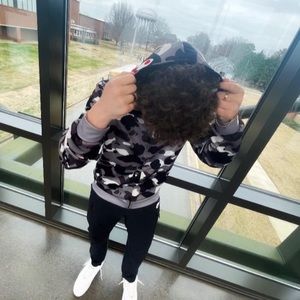 Meet your Posher, Jonathon